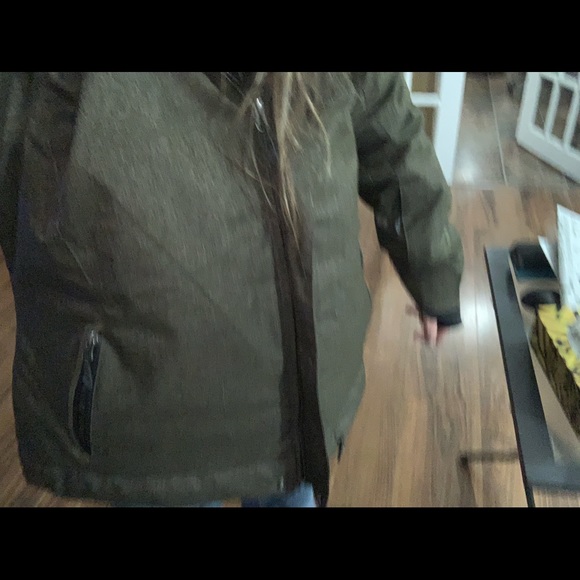 A brand new never worn fxr jacket size 14 jacket - Picture 4 of 4